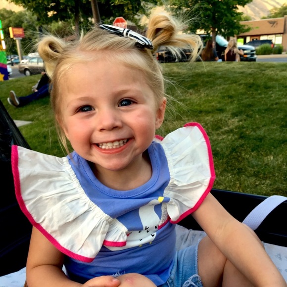 Meet your posher, Ash - Picture 12 of 16